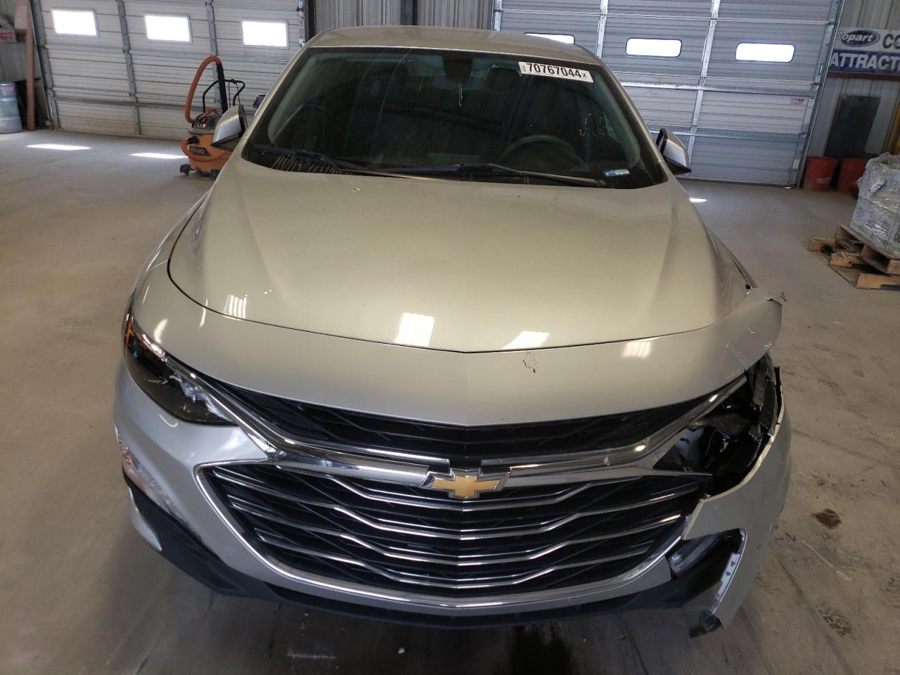 2022 Chevrolet Malibu VIN 1G1ZD5ST5NF104982 Copart auction photo, front end / minor dent/scratches damage thumbnail 5
