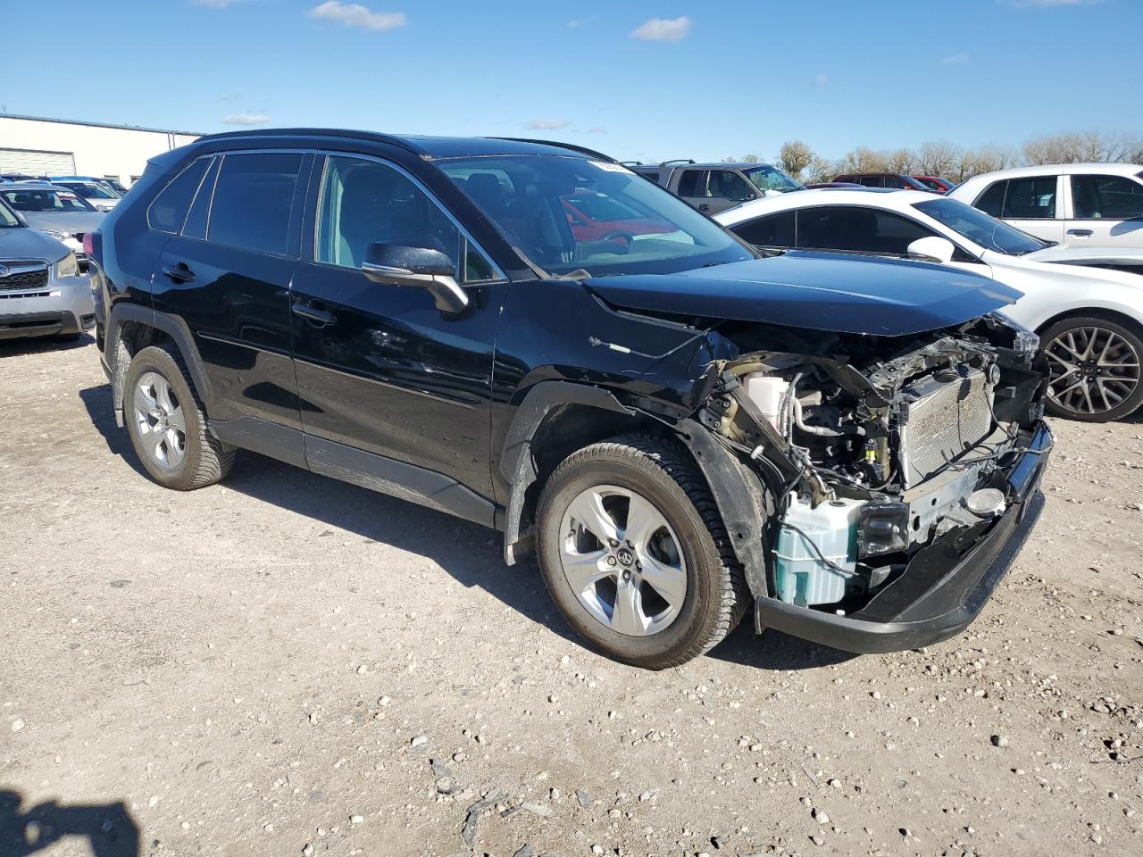 2020 Toyota RAV 4 VIN 2T3P1RFV9LW098108 Copart auction photo, front end / minor dent/scratches damage thumbnail 4
