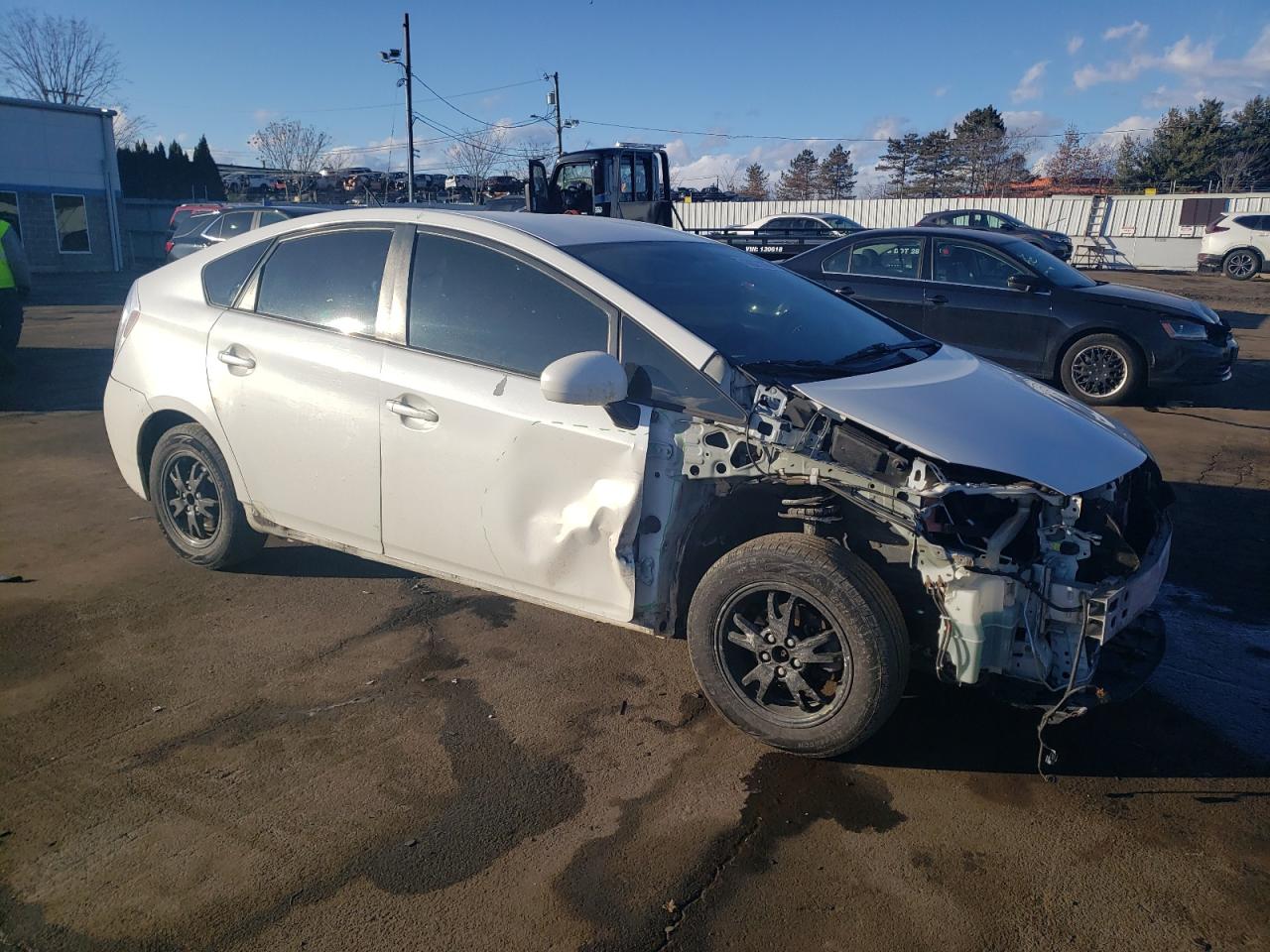 2013 Toyota Prius VIN JTDKN3DU3D5699657 Copart auction photo, front end / side damage thumbnail 4