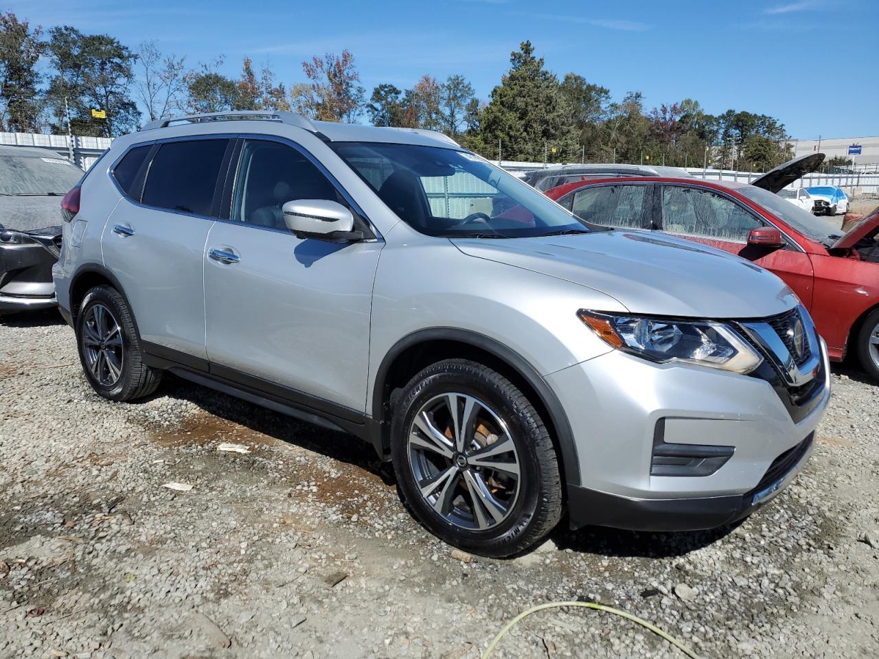 2019 Nissan Rogue VIN JN8AT2MV3KW395681 Copart auction photo, water/flood damage thumbnail 4