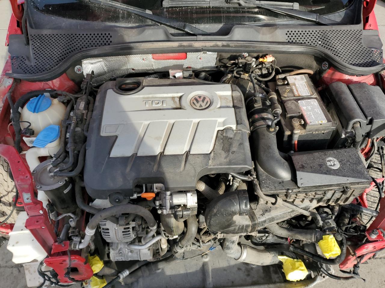 2013 Volkswagen Beetle VIN 3VW5L7ATXDM820939 Copart auction photo, front end damage thumbnail 11