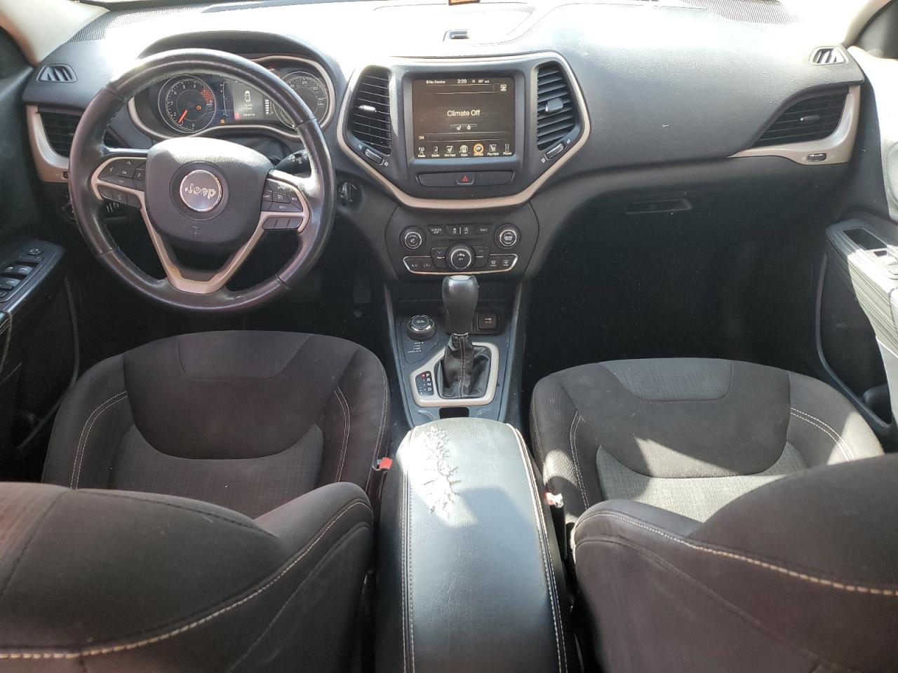2016 Jeep Grand Cherokee VIN 1C4PJMCS5GW157272 Copart auction photo, hail damage thumbnail 8