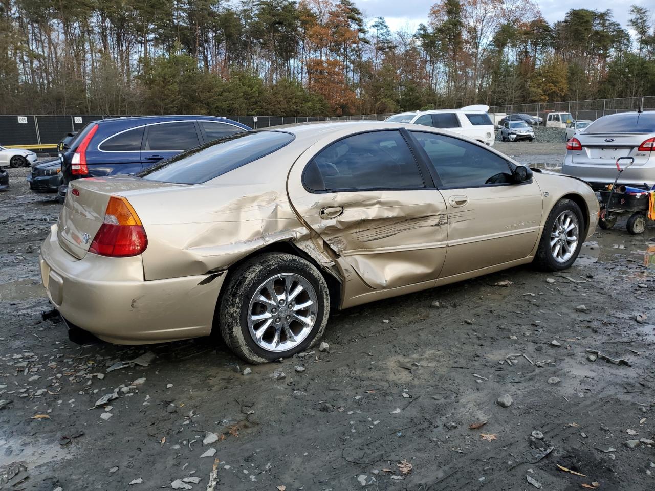 2000 Chrysler 300 VIN 2C3HE66G3YH435697 Copart auction photo, side / front end damage thumbnail 3