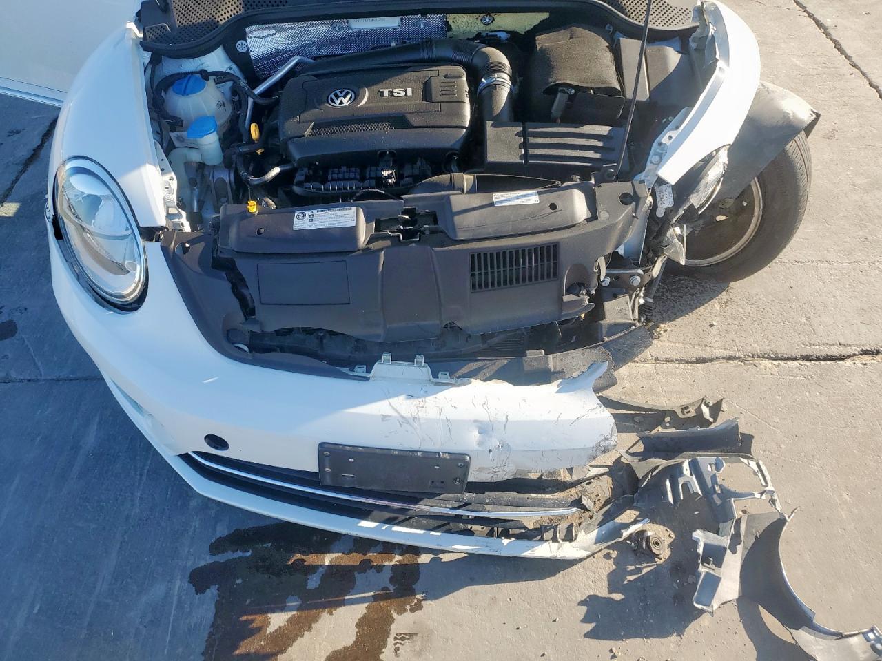 2017 Volkswagen Beetle VIN 3VW517AT2HM813799 Copart auction photo, front end damage thumbnail 13