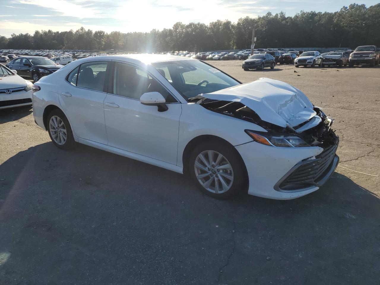 2022 Toyota Camry VIN 4T1C11AK2NU711873 Copart auction photo, front end damage thumbnail 4