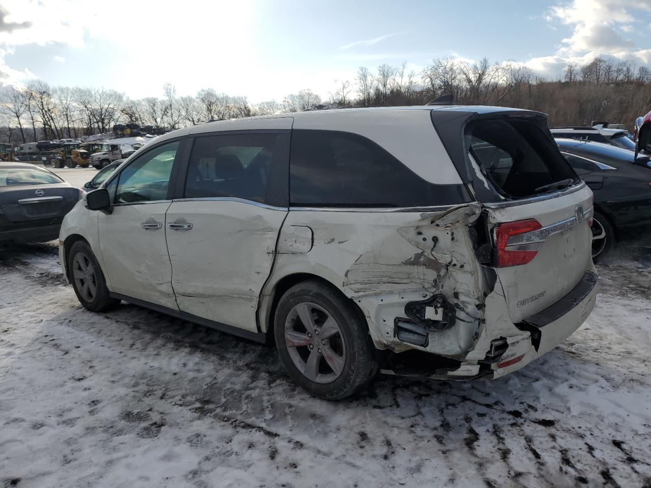 2019 Honda Odyssey VIN 5FNRL6H72KB090484 Copart auction photo, rear end / side damage thumbnail 2
