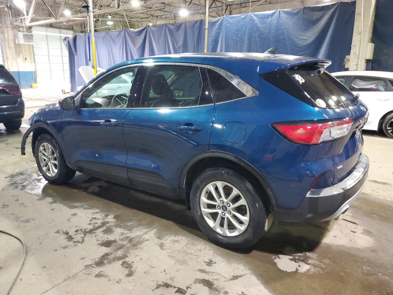 2020 Ford Escape VIN 1FMCU9G65LUC62282 Copart auction photo, front end damage thumbnail 2
