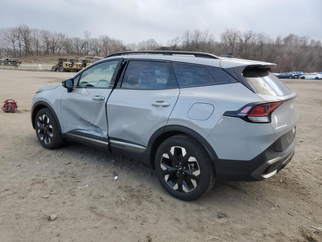 2024 KIA Sportage VIN 5XYK6CDF9RG153829 Copart auction photo, all over damage thumbnail 2