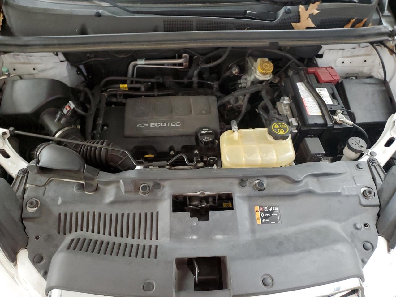 2015 Chevrolet Trax VIN 3GNCJLSB5FL246684 Copart auction photo, side / minor dent/scratches damage thumbnail 12