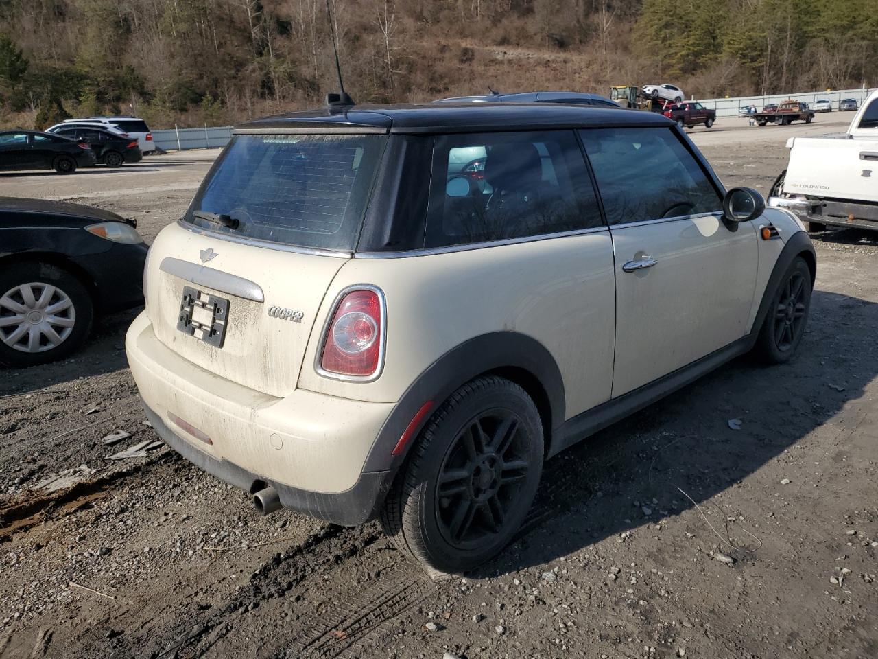 2012 MINI Cooper VIN WMWSU3C53CT254663 Copart auction photo, side / partial repair damage thumbnail 3