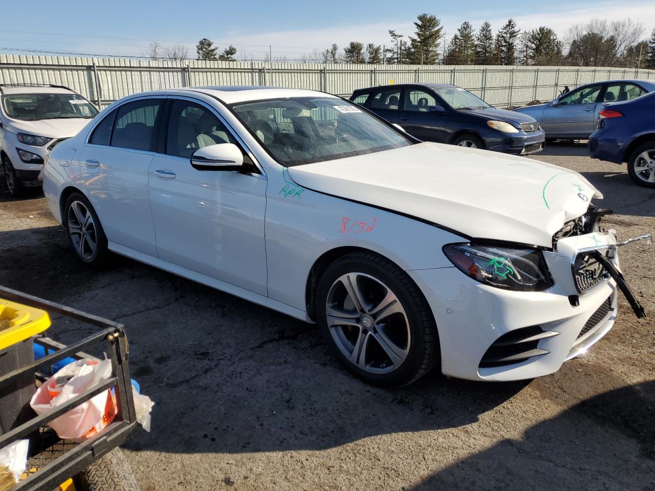 2017 Mercedes-Benz E-klasse VIN WDDZF4KB5HA207054 Copart auction photo, front end damage thumbnail 4