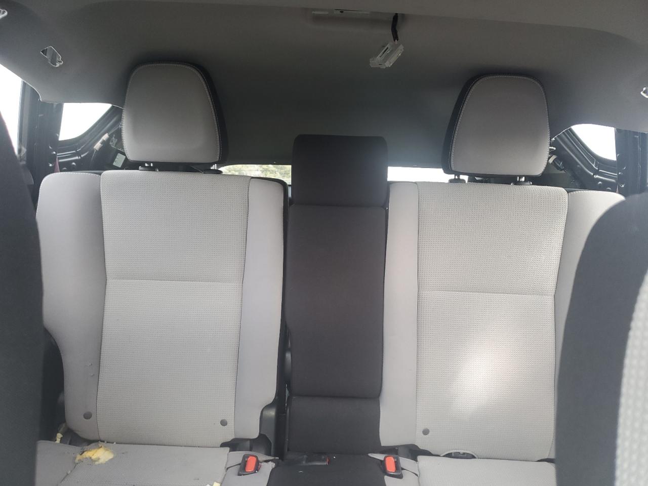 2017 Toyota RAV 4 VIN JTMRFREV7HD200831 Copart auction photo, vandalism damage thumbnail 10