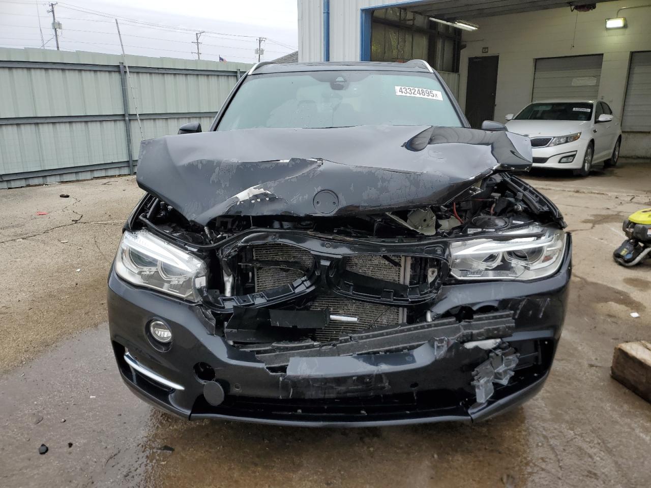 2018 BMW X5 VIN 5UXKR0C57JL071507 Copart auction photo, front end damage thumbnail 5