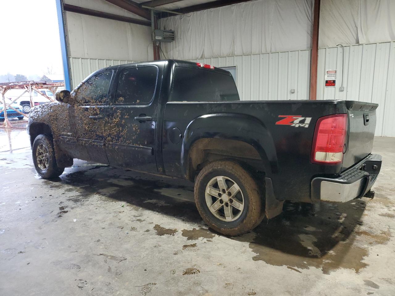 2010 GMC Sierra VIN 3GTRKVE33AG237290 Copart auction photo, all over damage thumbnail 2