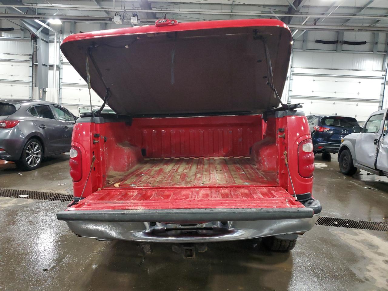 2002 Ford F-150 VIN 1FTRW08L92KA30304 Copart auction photo, rollover damage thumbnail 6