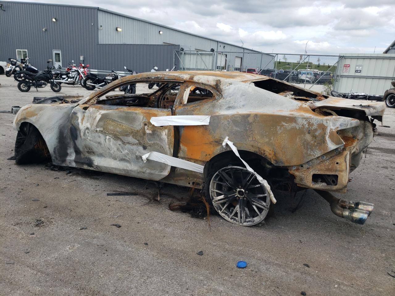 2023 Chevrolet Camaro VIN 1G1FJ1R61P0142364 Copart auction photo, vandalism / burn damage thumbnail 2