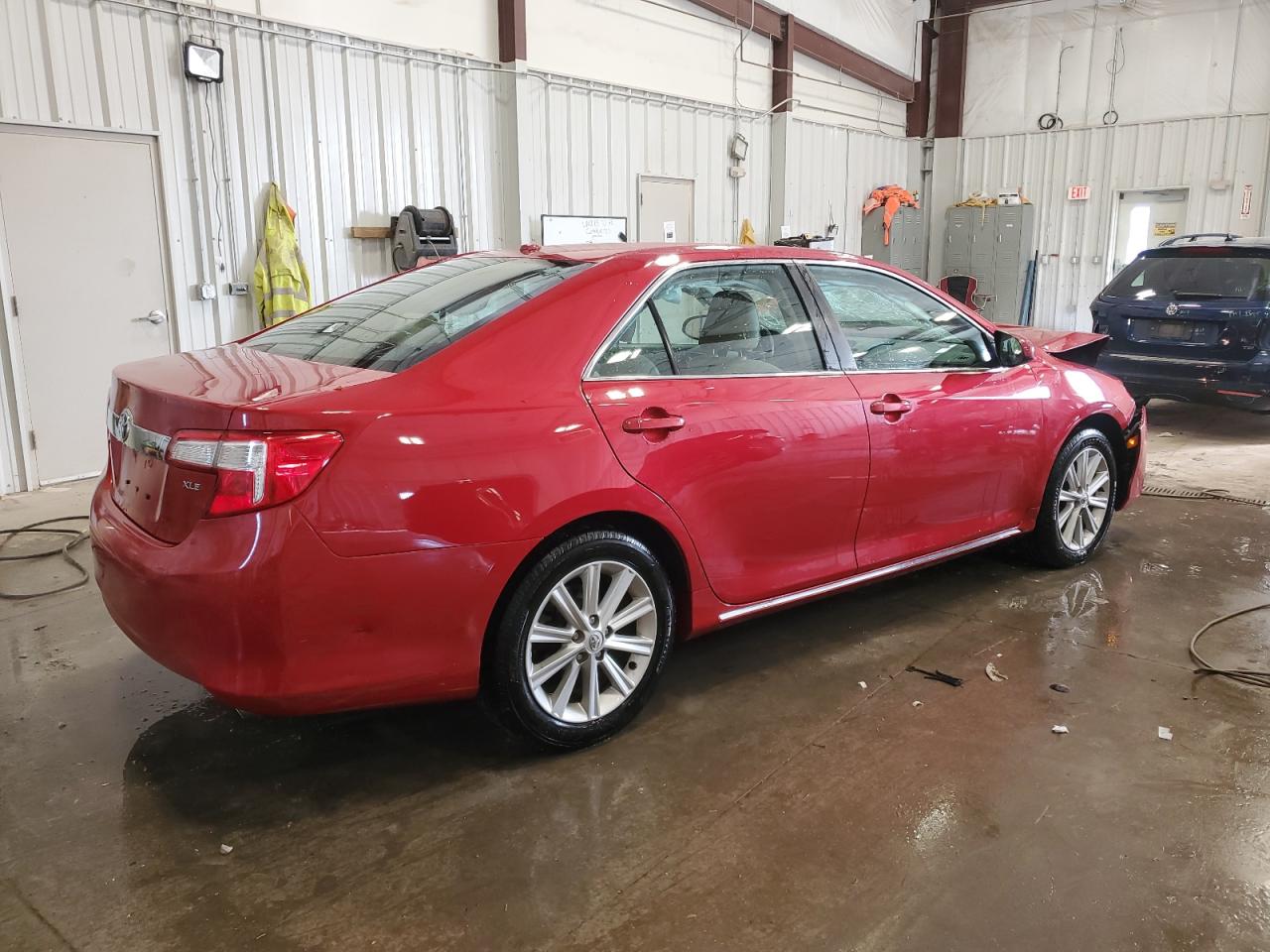 2014 Toyota Camry VIN 4T1BK1FKXEU545894 Copart auction photo, front end damage thumbnail 3