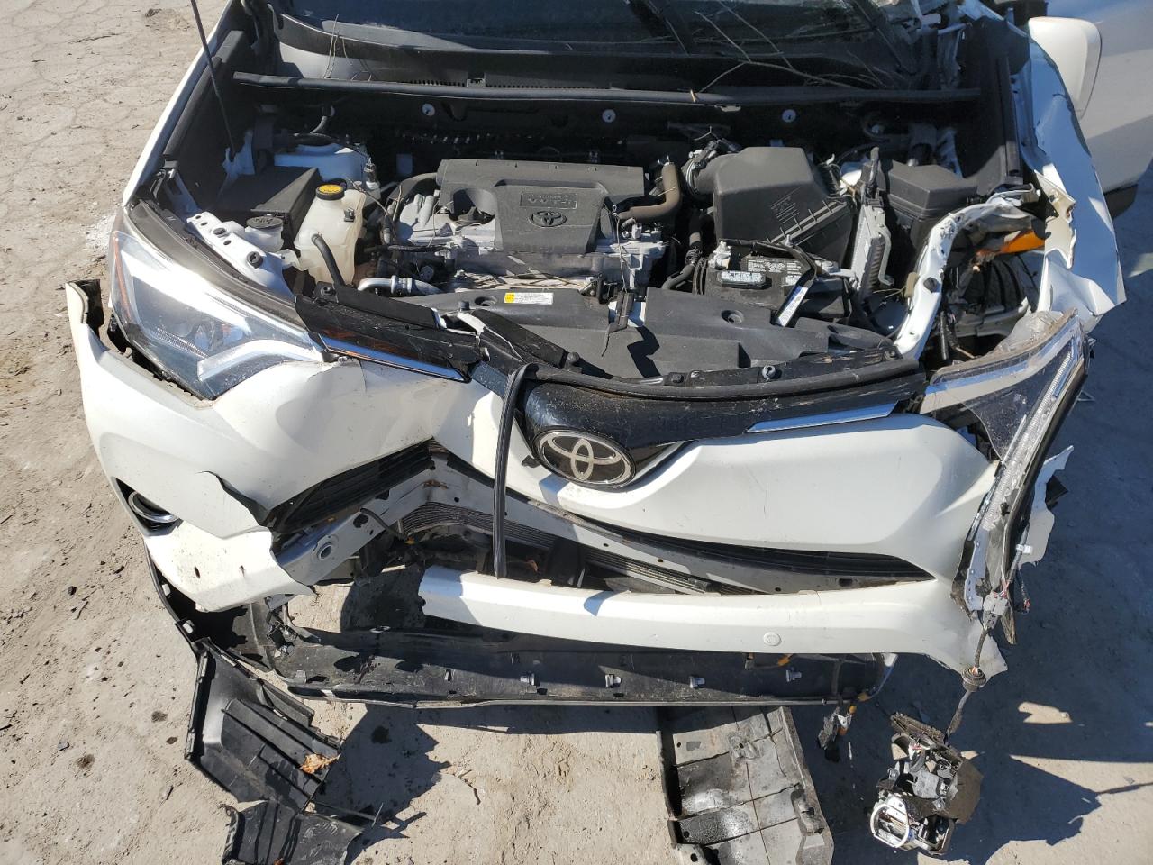 2017 Toyota RAV 4 VIN 2T3DFREV0HW639091 Copart auction photo, front end / rear end damage thumbnail 14
