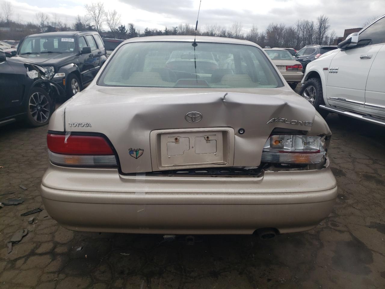 1997 Toyota Avalon VIN 4T1BF12B5VU179305 Copart auction photo, rear end / side damage thumbnail 6
