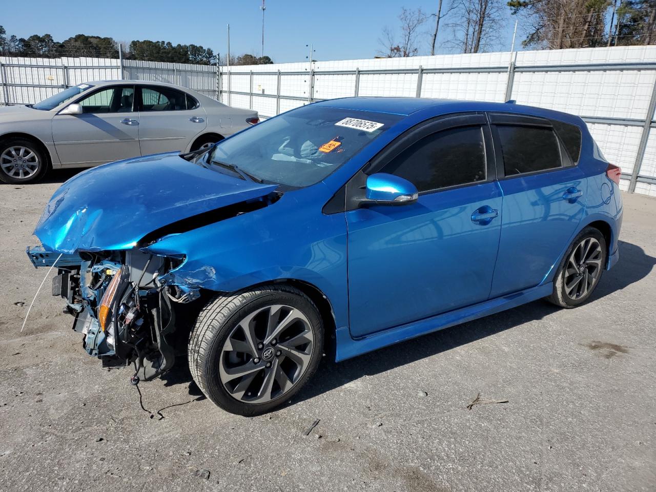 2018 Toyota Corolla VIN JTNKARJE0JJ560502