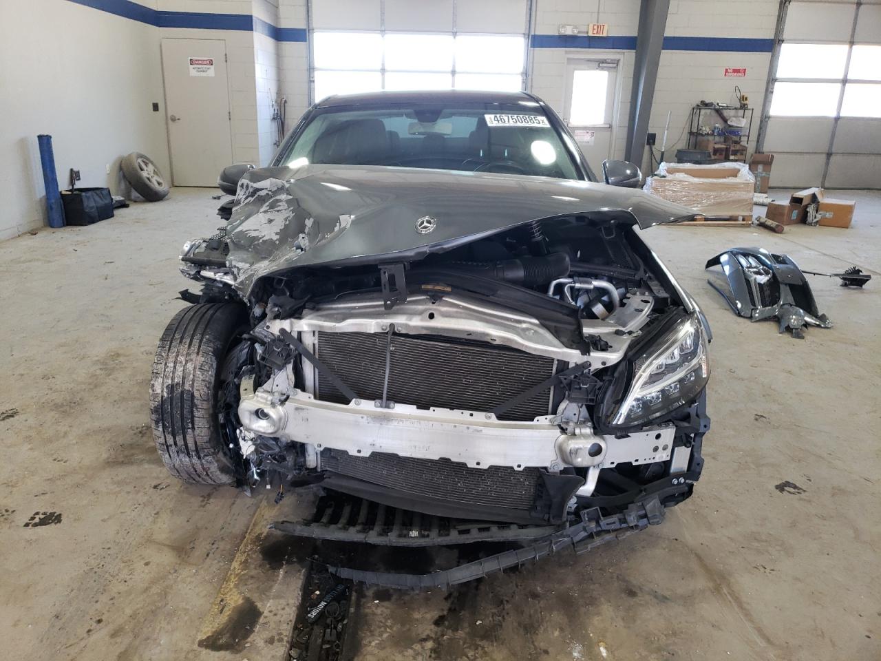 2019 Mercedes-Benz C-klasse VIN 55SWF8DB3KU321116 Copart auction photo, front end / undercarriage damage thumbnail 5