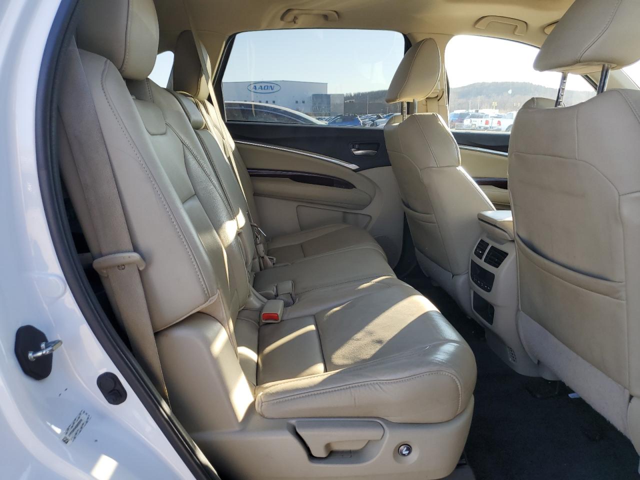 2016 Acura MDX VIN 5FRYD4H44GB008098 Copart auction photo, front end / minor dent/scratches damage thumbnail 11