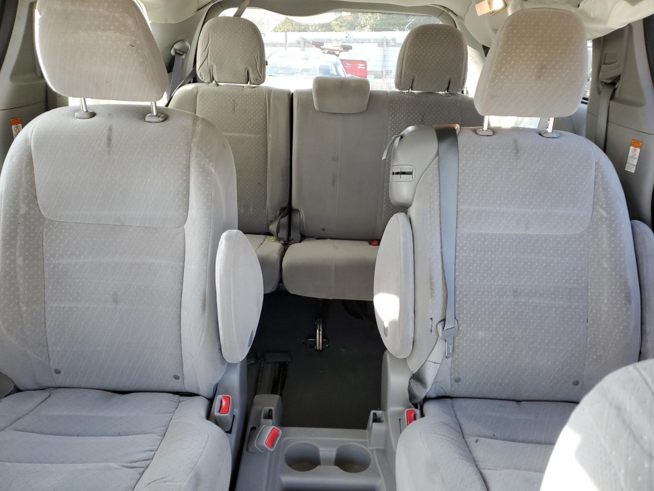 2020 Toyota Sienna VIN 5TDKZ3DC6LS032957 Copart auction photo, front end / minor dent/scratches damage thumbnail 10