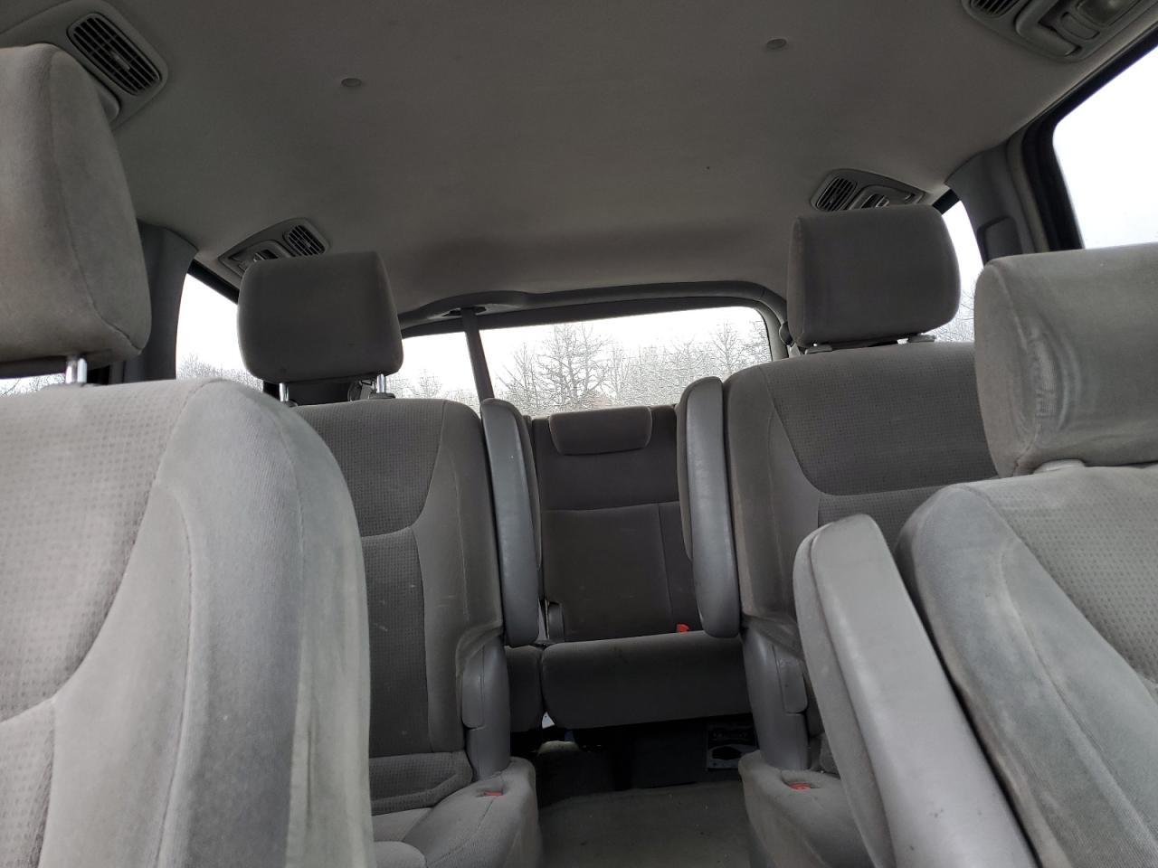 2004 Toyota Sienna VIN 5TDZA23C84S035961 Copart auction photo, minor dent/scratches damage thumbnail 10