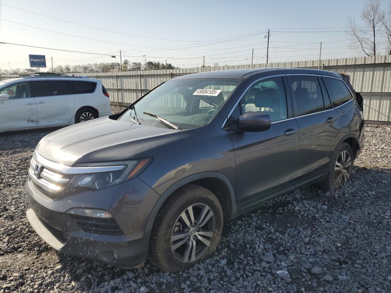 2018 Honda Pilot VIN 5FNYF5H53JB028070
