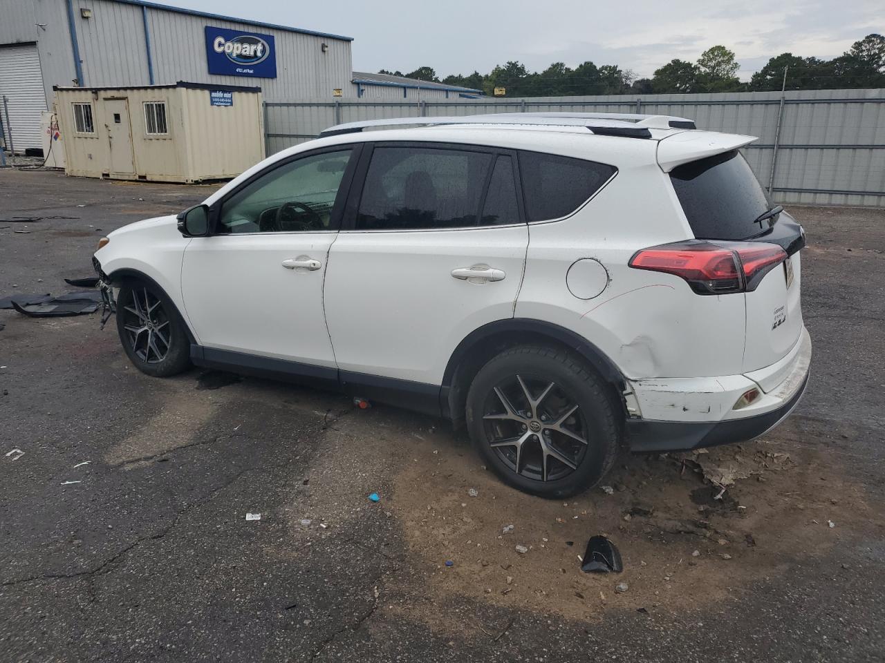 2016 Toyota RAV 4 VIN JTMJFREV7GJ071079 Copart auction photo, undercarriage / front end damage thumbnail 2