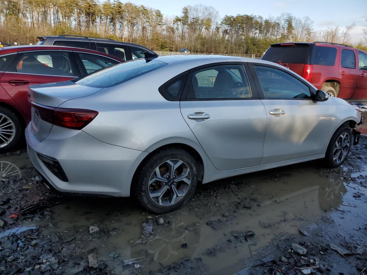 2019 KIA Forte VIN 3KPF24AD2KE071949 Copart auction photo, front end damage thumbnail 3