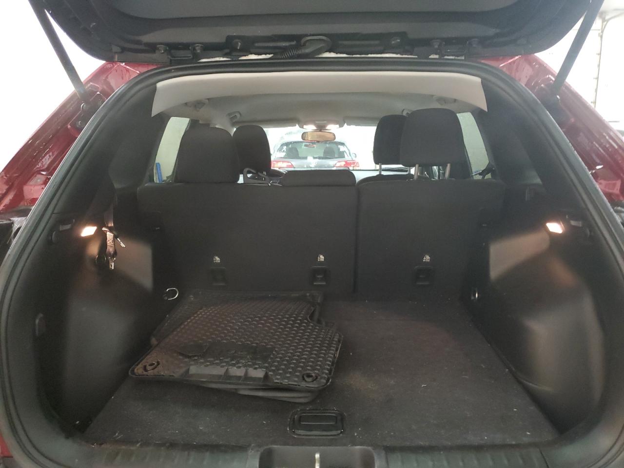 2019 Jeep Grand Cherokee VIN 1C4PJMCB1KD103343 Copart auction photo, front end / side damage thumbnail 6