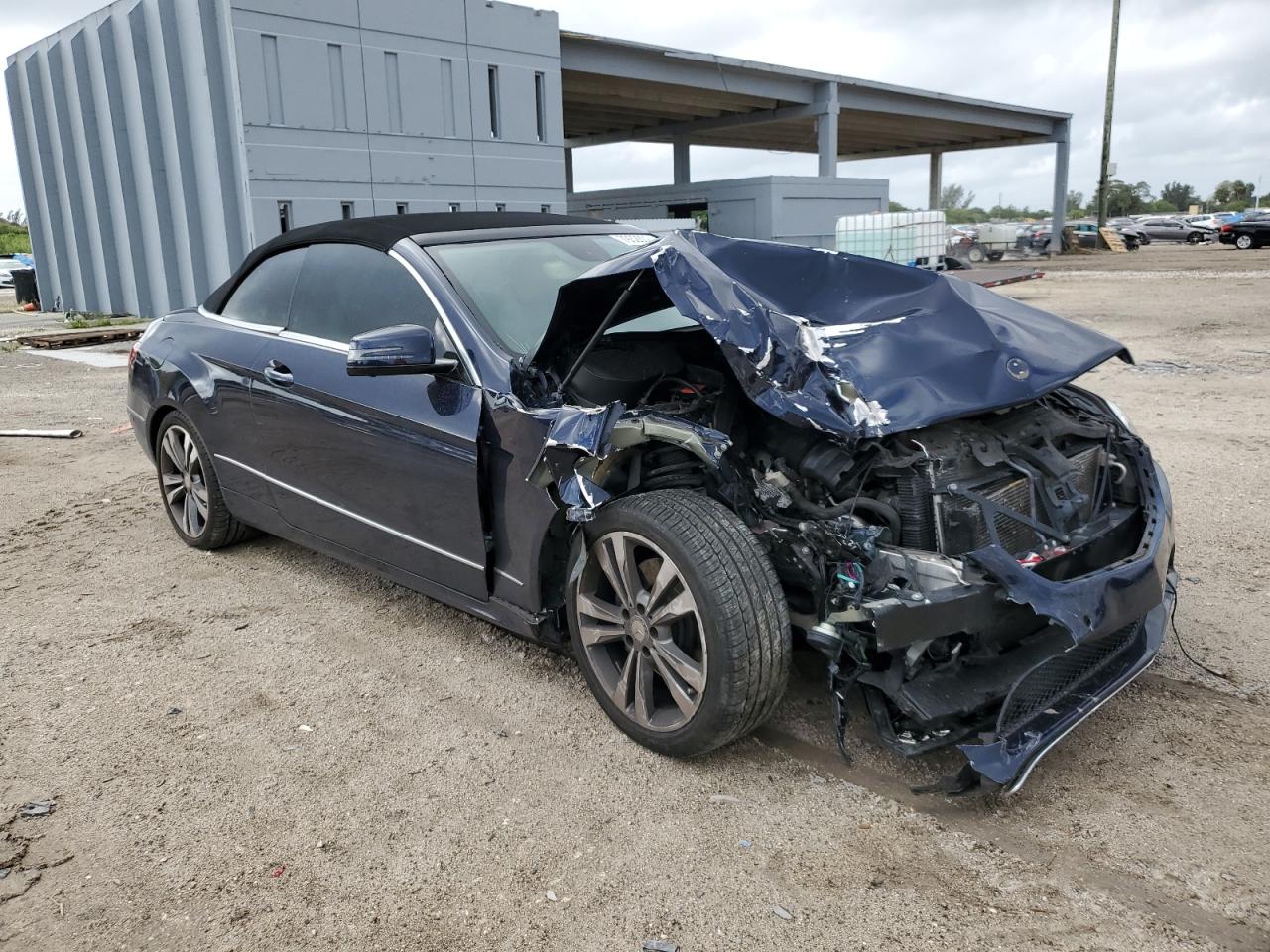 2015 Mercedes-Benz E-klasse VIN WDDKK6FF6FF299572 Copart auction photo, front end / minor dent/scratches damage thumbnail 4