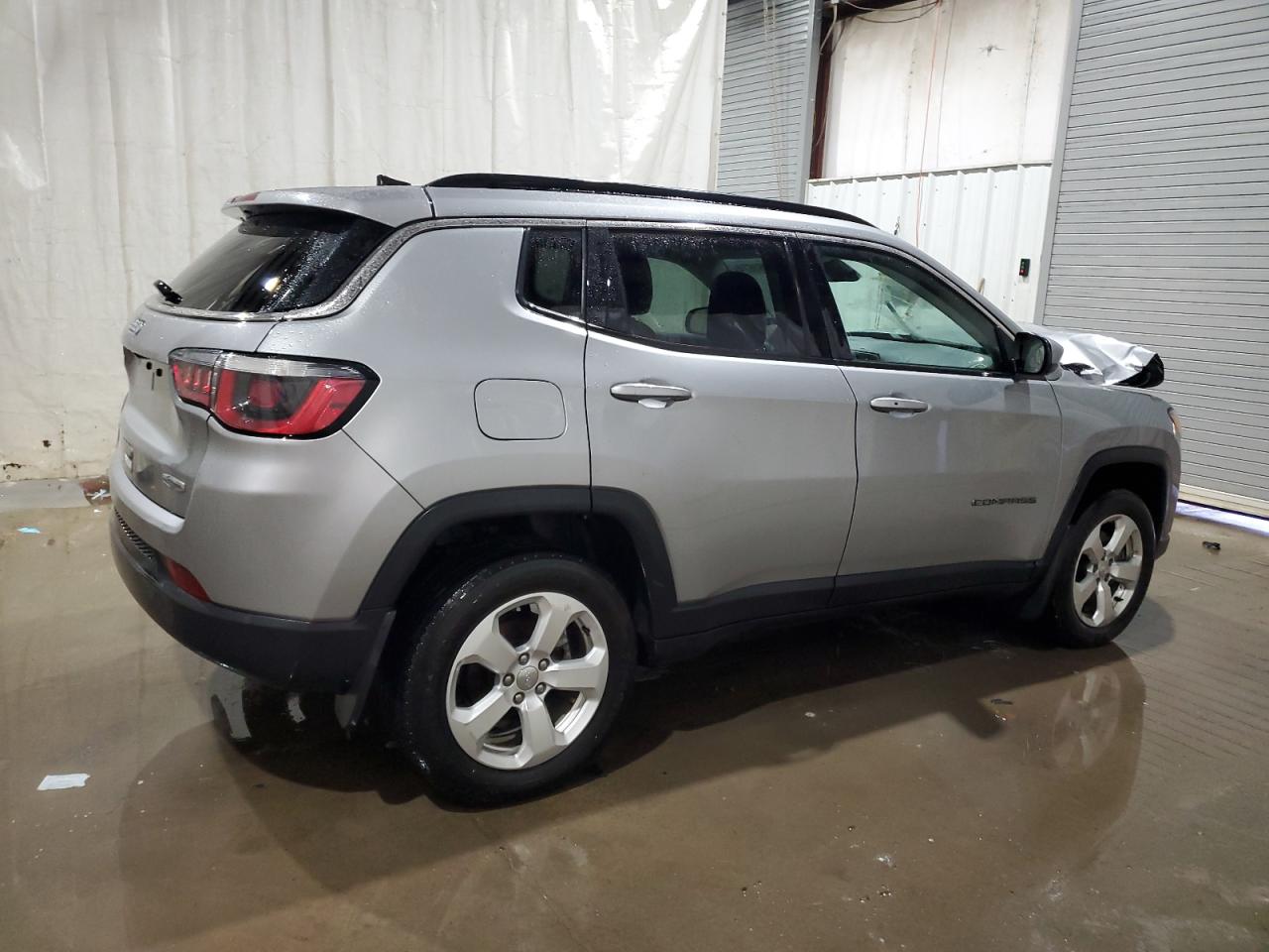 2020 Jeep Compass VIN 3C4NJDBB0LT156359 Copart auction photo, front end damage thumbnail 3