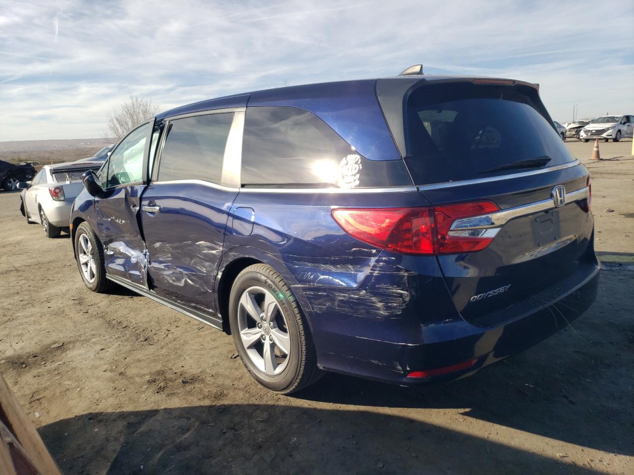 2020 Honda Odyssey VIN 5FNRL6H58LB038941 Copart auction photo, side damage thumbnail 2