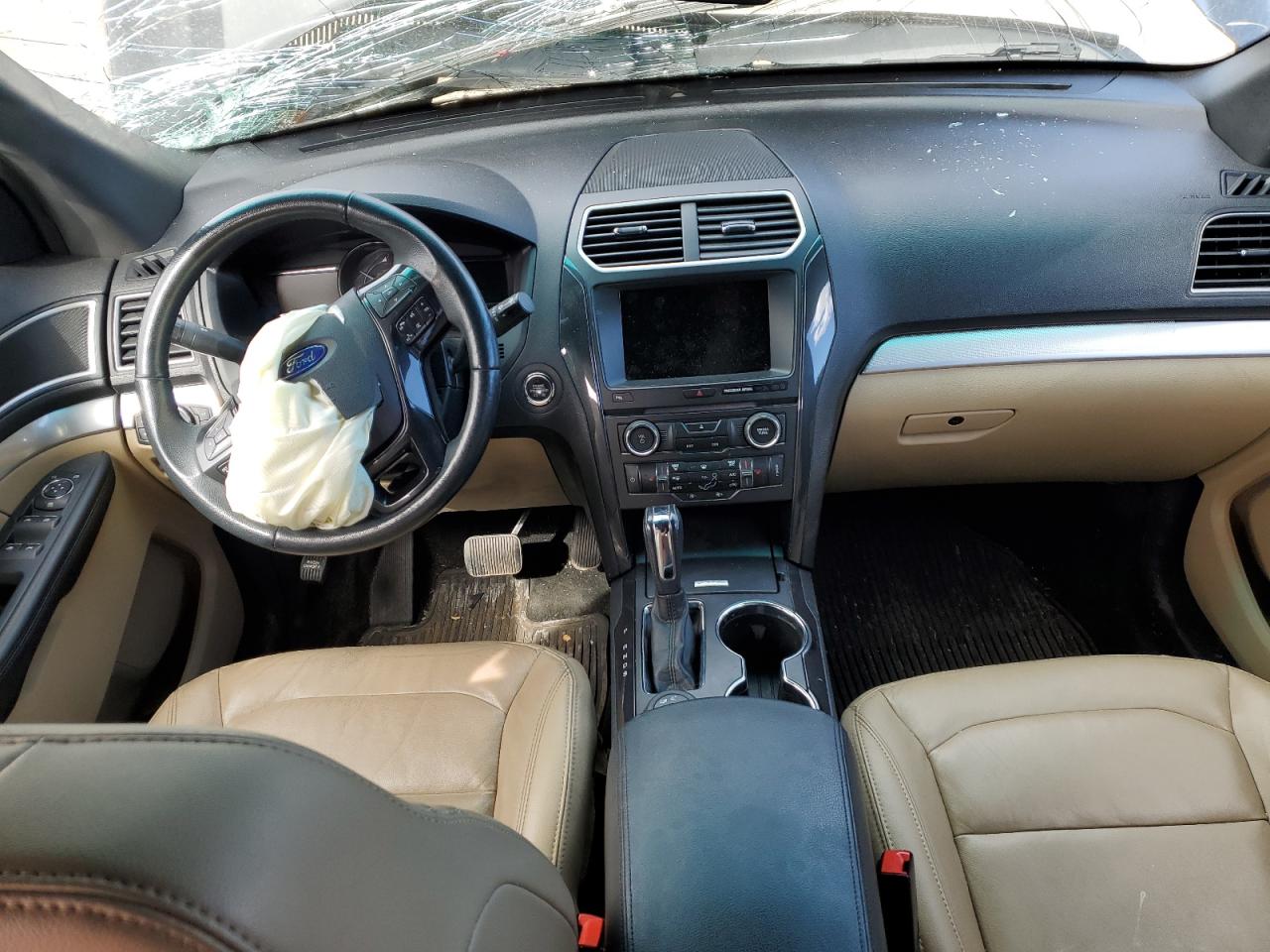 2017 Ford Explorer VIN 1FM5K8D88HGB31447 Copart auction photo, front end damage thumbnail 8