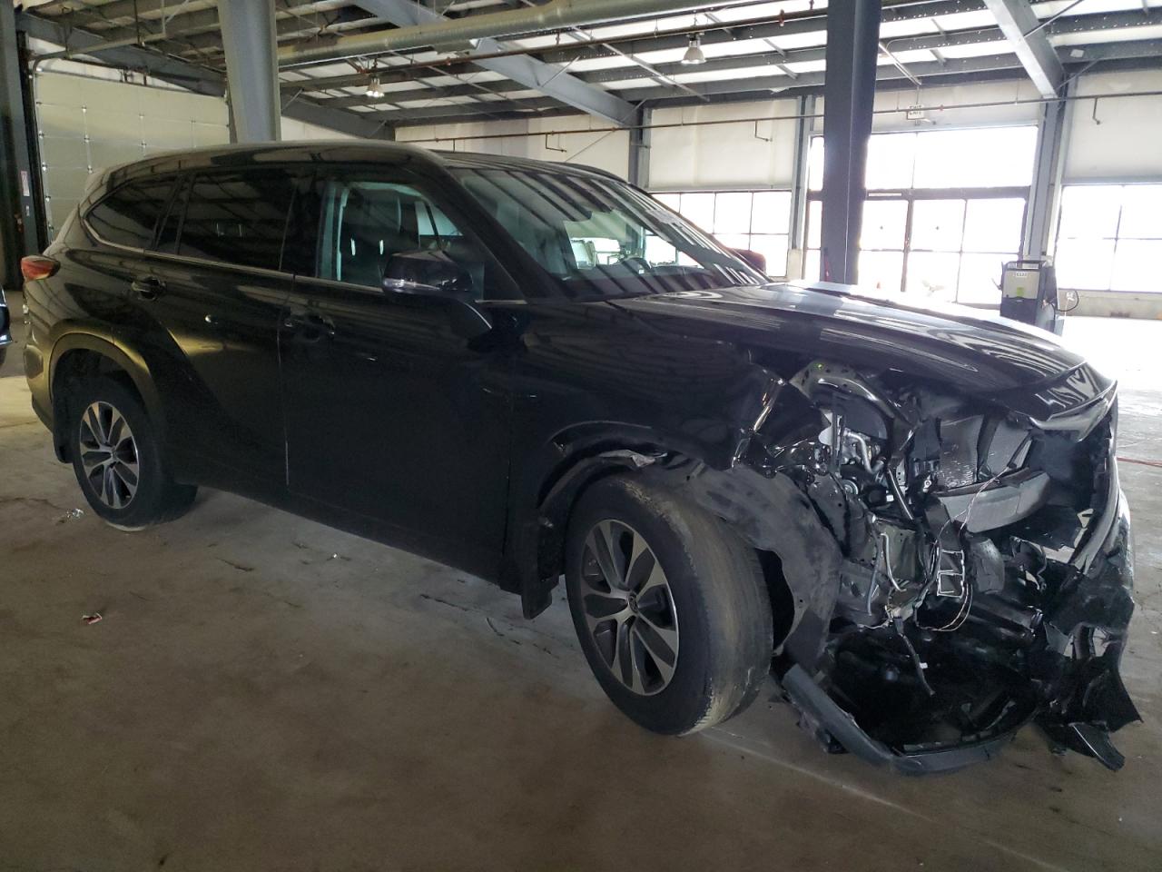2021 Toyota Highlander VIN 5TDHZRBH8MS155740 Copart auction photo, front end / mechanical damage thumbnail 4