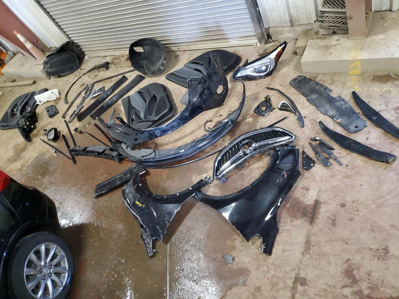 2019 Buick Envision VIN LRBFX2SA4KD042298 Copart auction photo, front end / side damage thumbnail 13