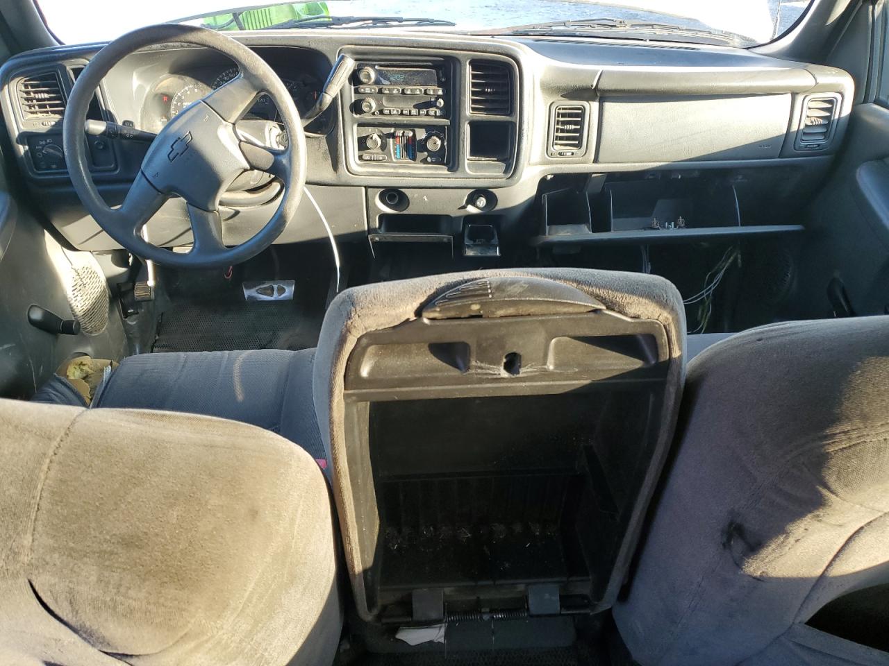 2007 Chevrolet Silverado VIN 1GCHC23U47F117852 Copart auction photo, front end / rear end damage thumbnail 8
