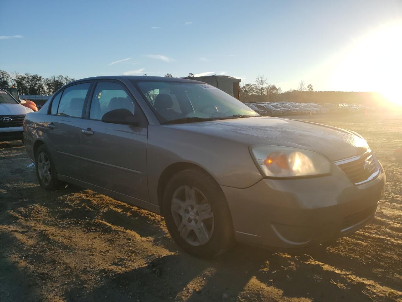 2008 Chevrolet Malibu VIN 1G1ZT58N88F101395 Copart auction photo, side / minor dent/scratches damage thumbnail 4