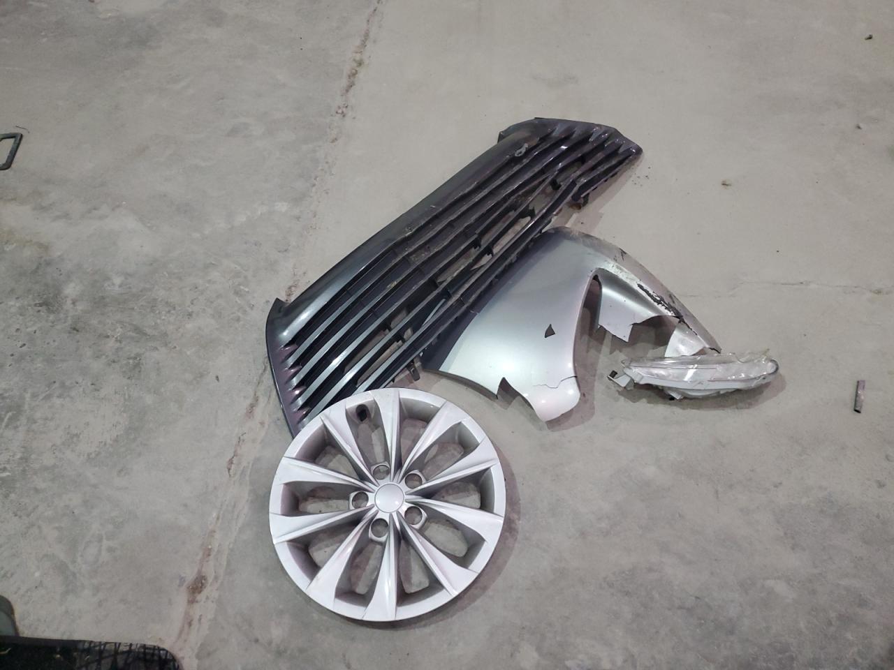 2015 Toyota Camry VIN 4T4BF1FK2FR460088 Copart auction photo, front end damage thumbnail 12