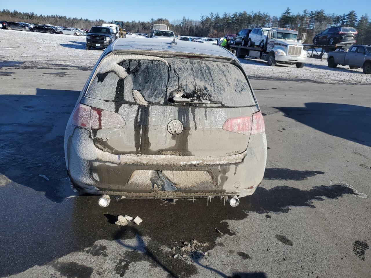 2017 Volkswagen GTI VIN 3VW5T7AU4HM051272 Copart auction photo, front end damage thumbnail 6