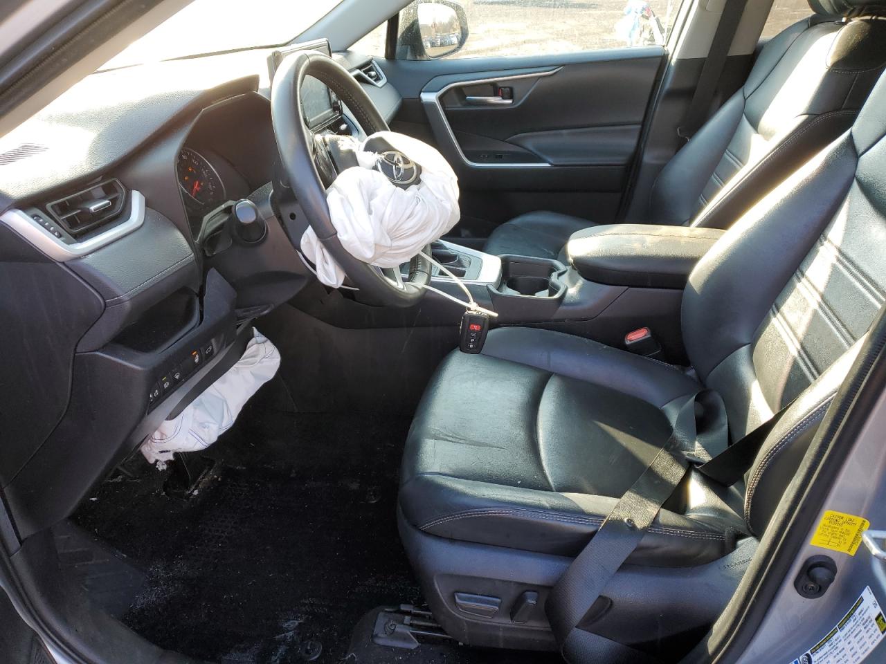 2020 Toyota RAV 4 VIN 2T3A1RFV8LW102297 Copart auction photo, front end damage thumbnail 7