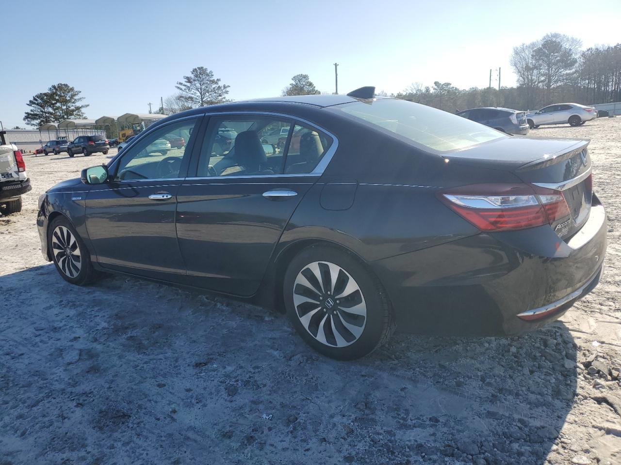 2017 Honda Accord VIN JHMCR6F50HC001957 Copart auction photo, front end / minor dent/scratches damage thumbnail 2