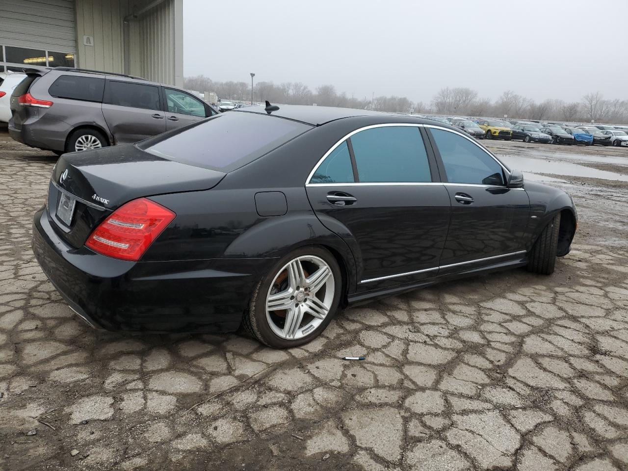 2012 Mercedes-Benz S-klasse VIN WDDNG9EB1CA435453 Copart auction photo, normal wear damage thumbnail 3