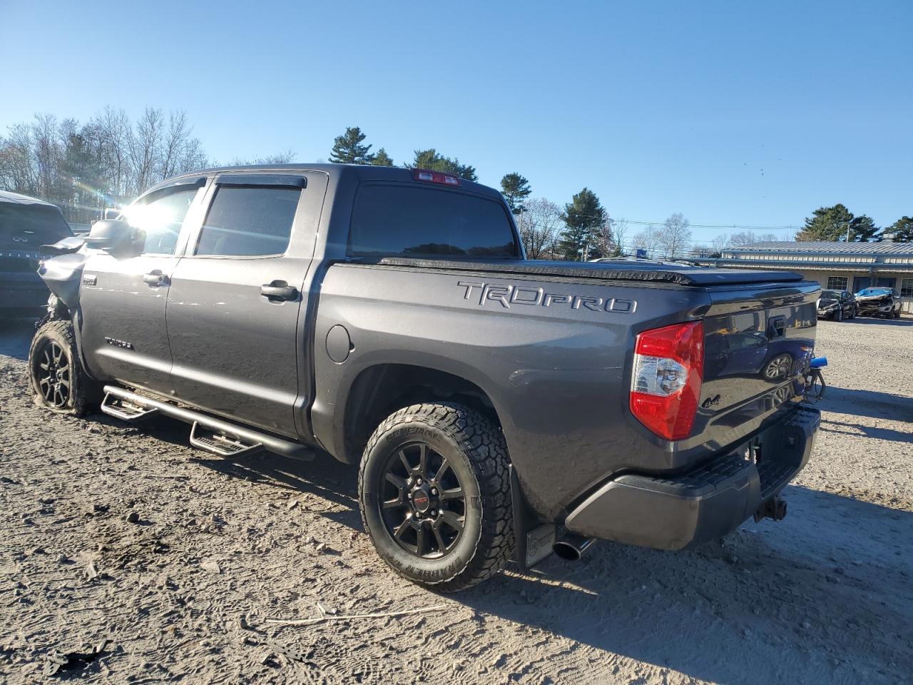 2016 Toyota Tundra VIN 5TFDY5F14GX497384 Copart auction photo, front end damage thumbnail 2