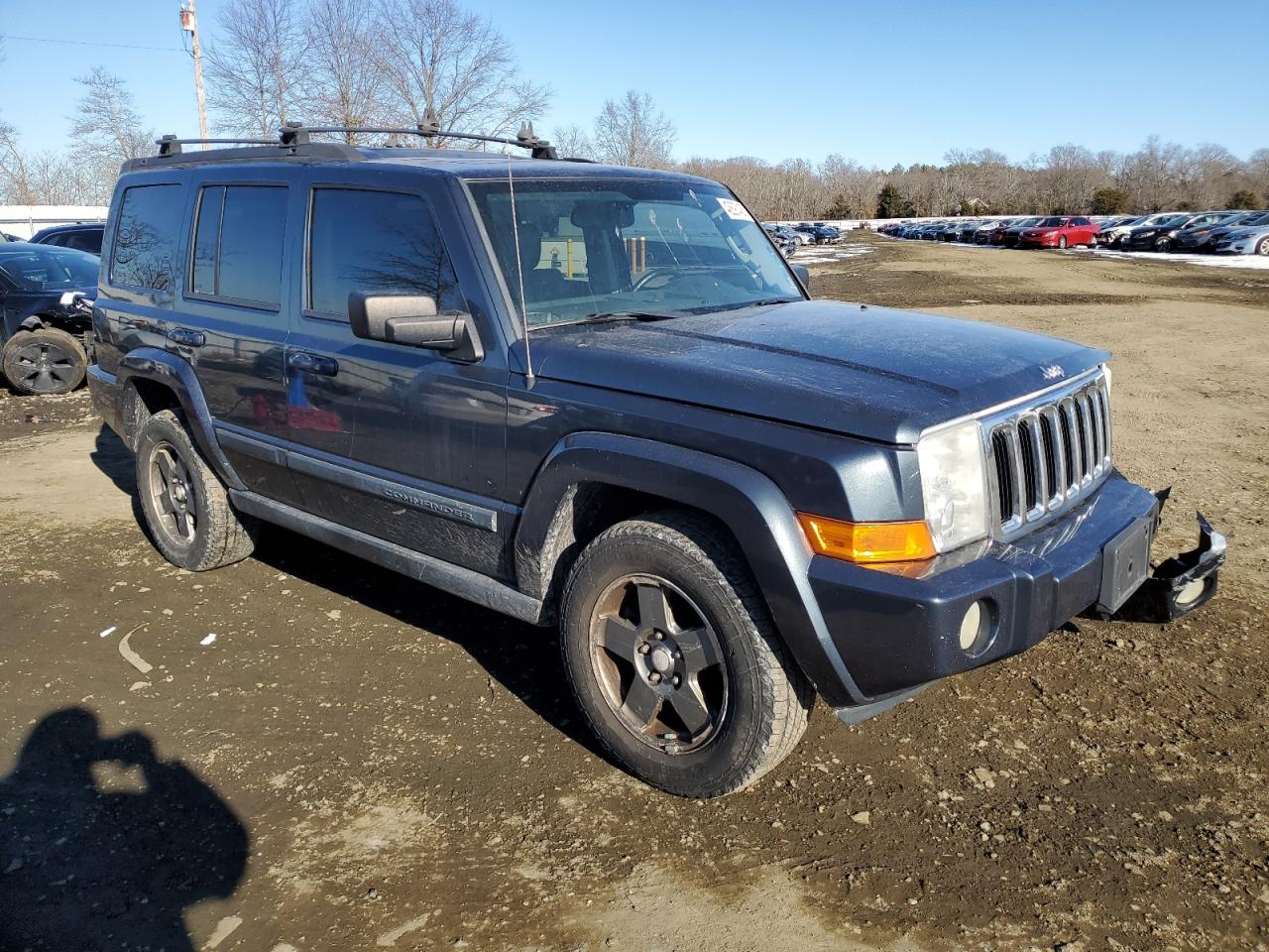 2007 Jeep Commander VIN 1J8HG48K07C674274 Copart auction photo, front end / minor dent/scratches damage thumbnail 4