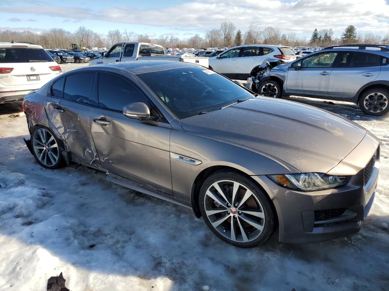2017 Jaguar XE VIN SAJAF4BV5HA972882 Copart auction photo, side / rear end damage thumbnail 4