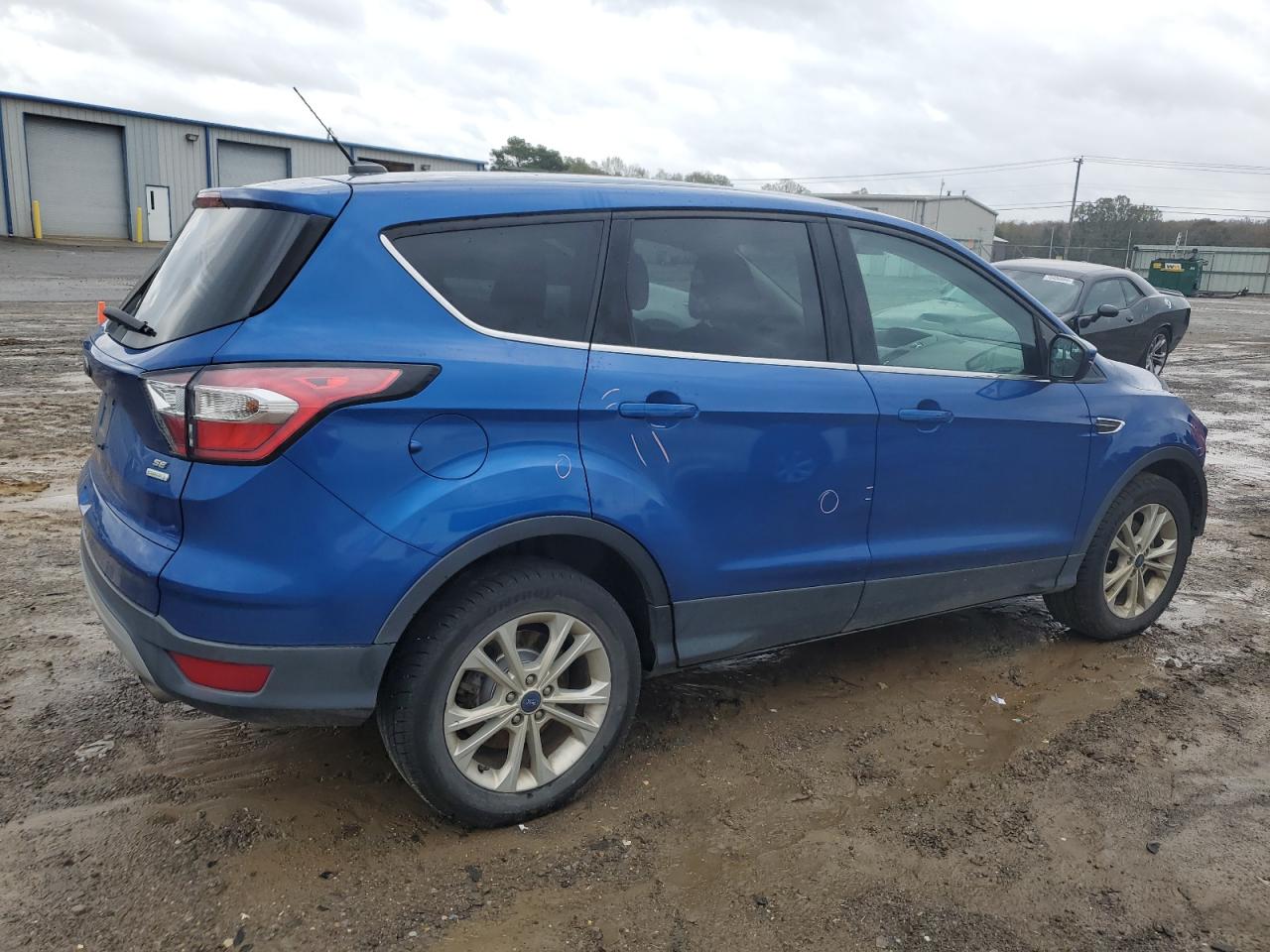 2017 Ford Escape VIN 1FMCU0GD1HUC12948 Copart auction photo, front end / minor dent/scratches damage thumbnail 3