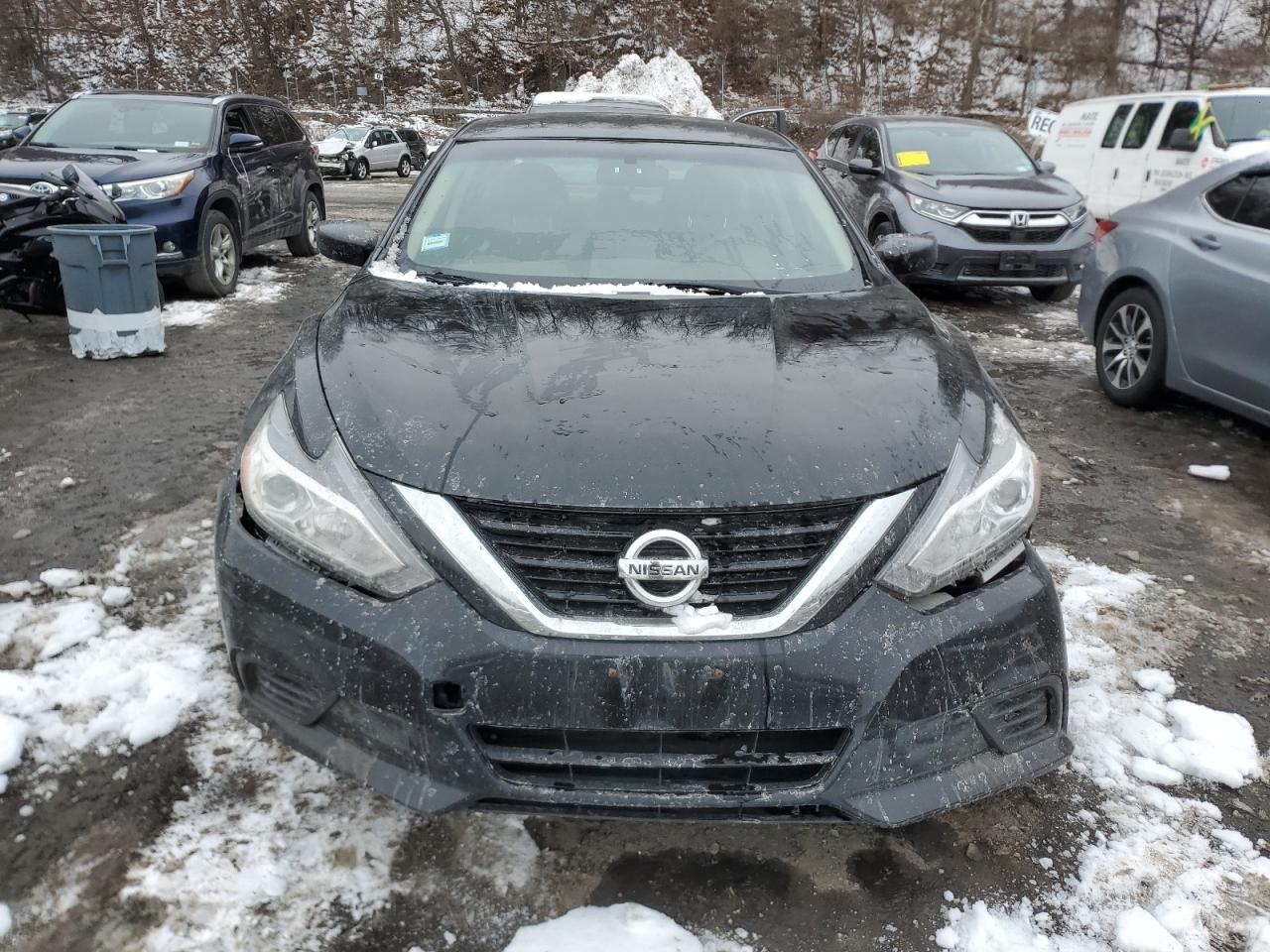 2018 Nissan Altima VIN 1N4AL3AP8JC257017 Copart auction photo, front end damage thumbnail 5